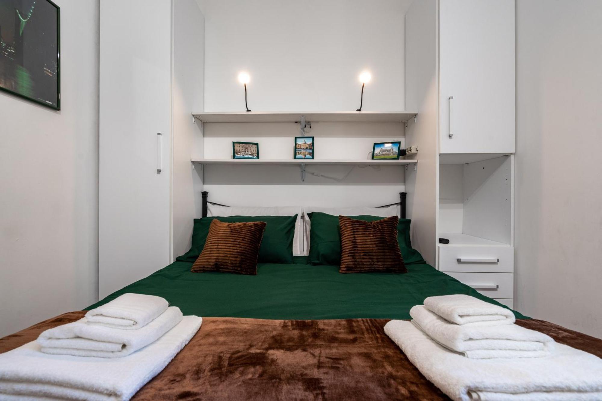A Due Fermate Dal ColosseoWi-Fi & Netflix Gratis Apartment Rome Exterior photo