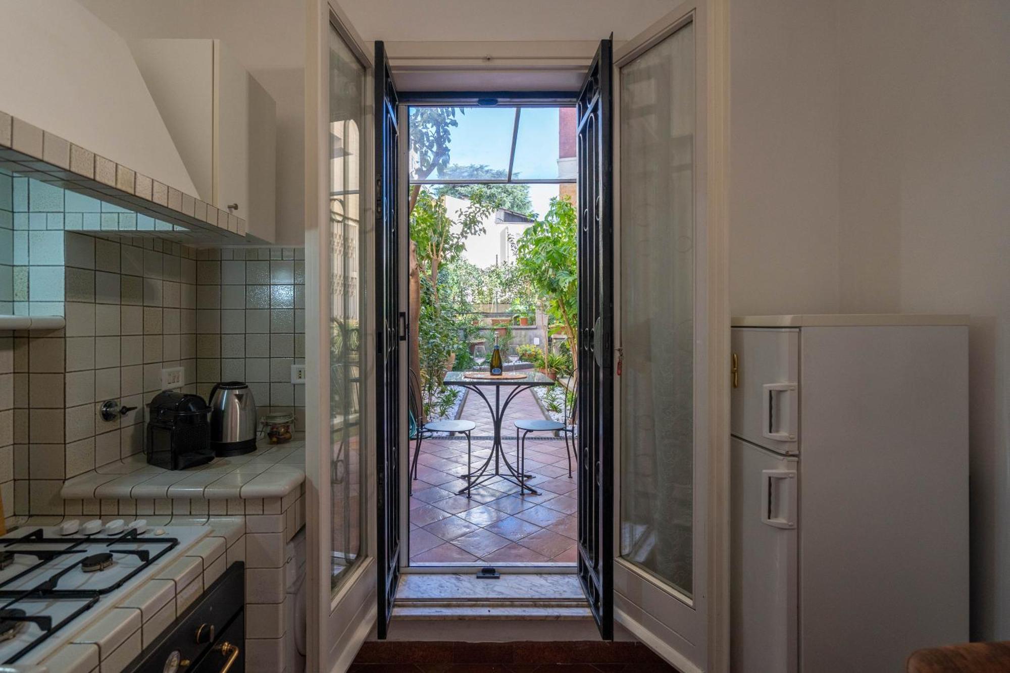 A Due Fermate Dal ColosseoWi-Fi & Netflix Gratis Apartment Rome Exterior photo